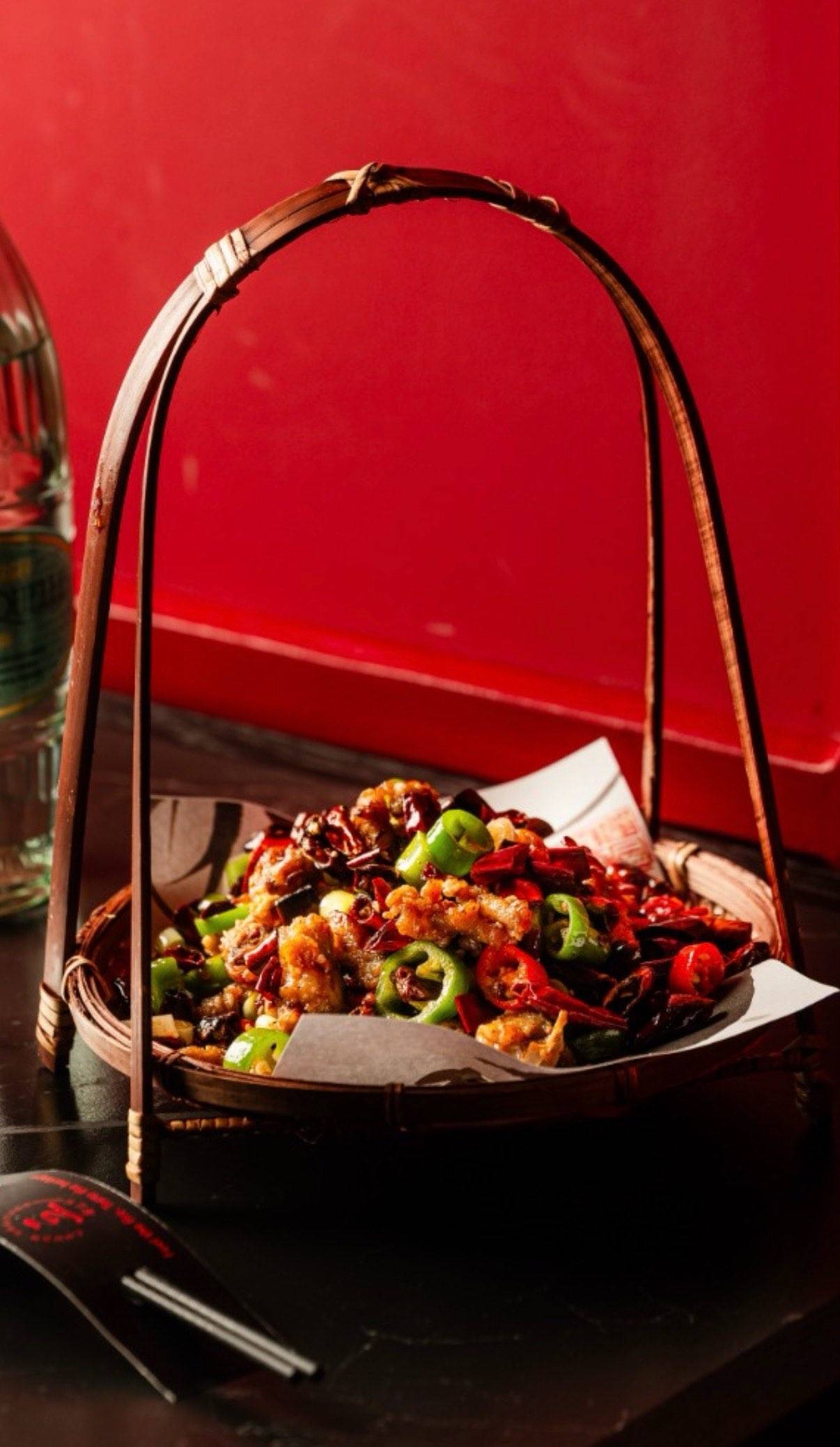 Kaninchenfleisch nach Sichuan-Art(mit Knochen) Traditionelles Gericht – bitte lassen Sie sich vor der Bestellung von unserem Service die Besonderheiten erklären