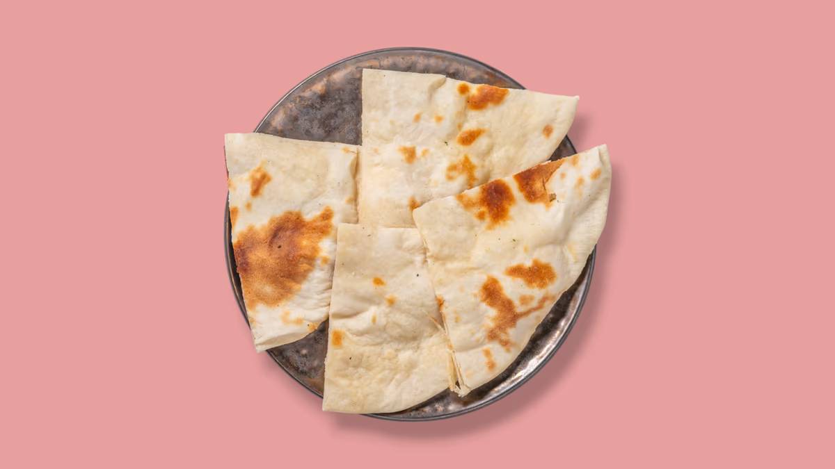 CHEESE NAAN
