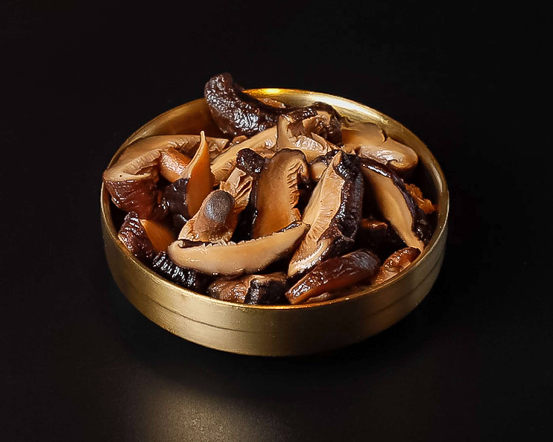 Fried Shiitake Mushrooms (Pyogo-Beoseot)
