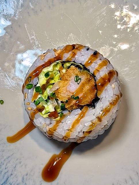 PUSH - UP TEMPURA EBI ROLL