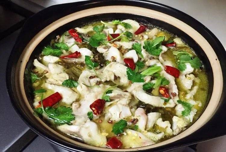 酸菜鱼Fisch mit Sauerkohl Suppe