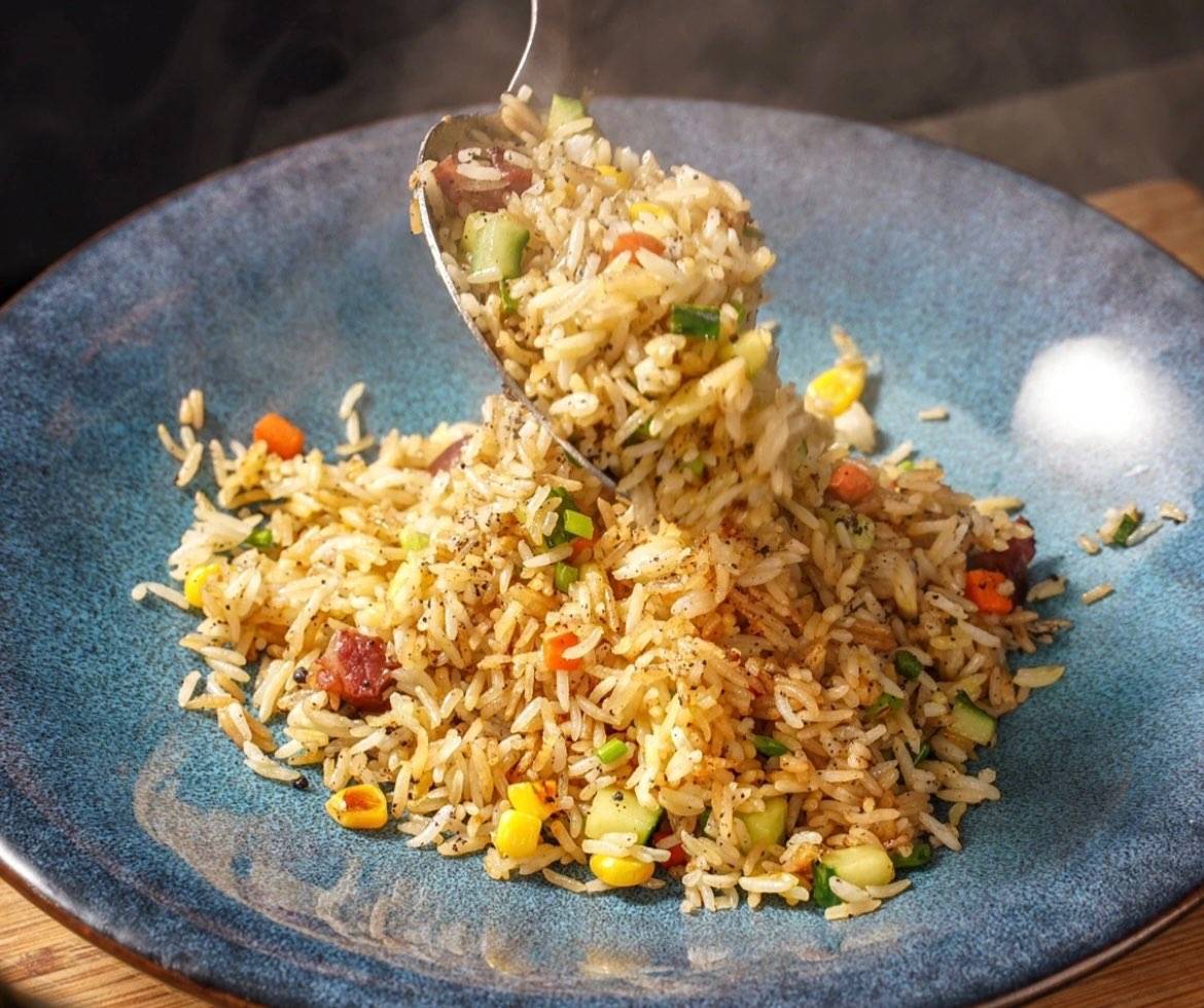 炒饭Gebratene Reis mit Gemüse & Ei