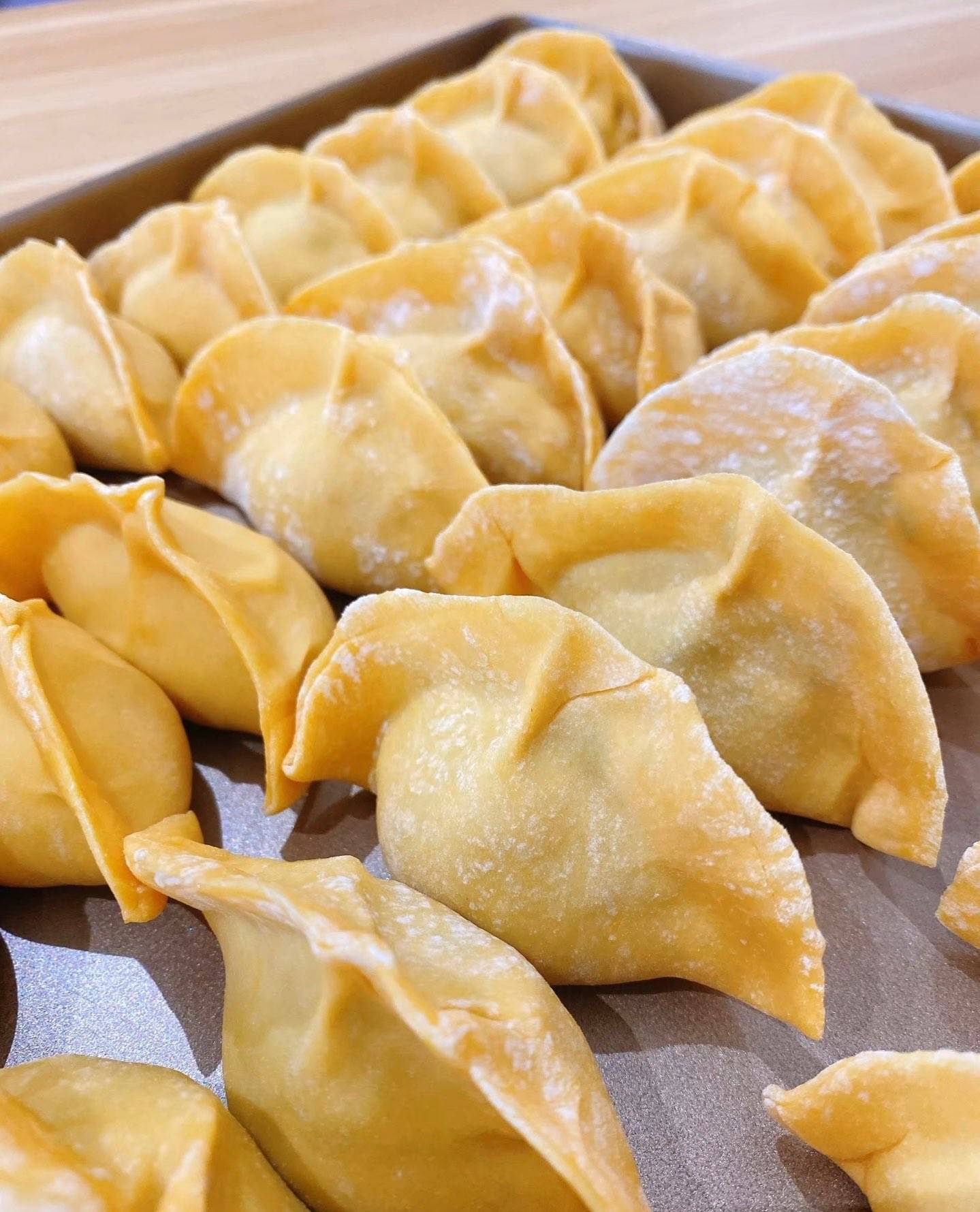 鸡肉馅饺子 Hühnerfleisch jiaozi 8 Stück