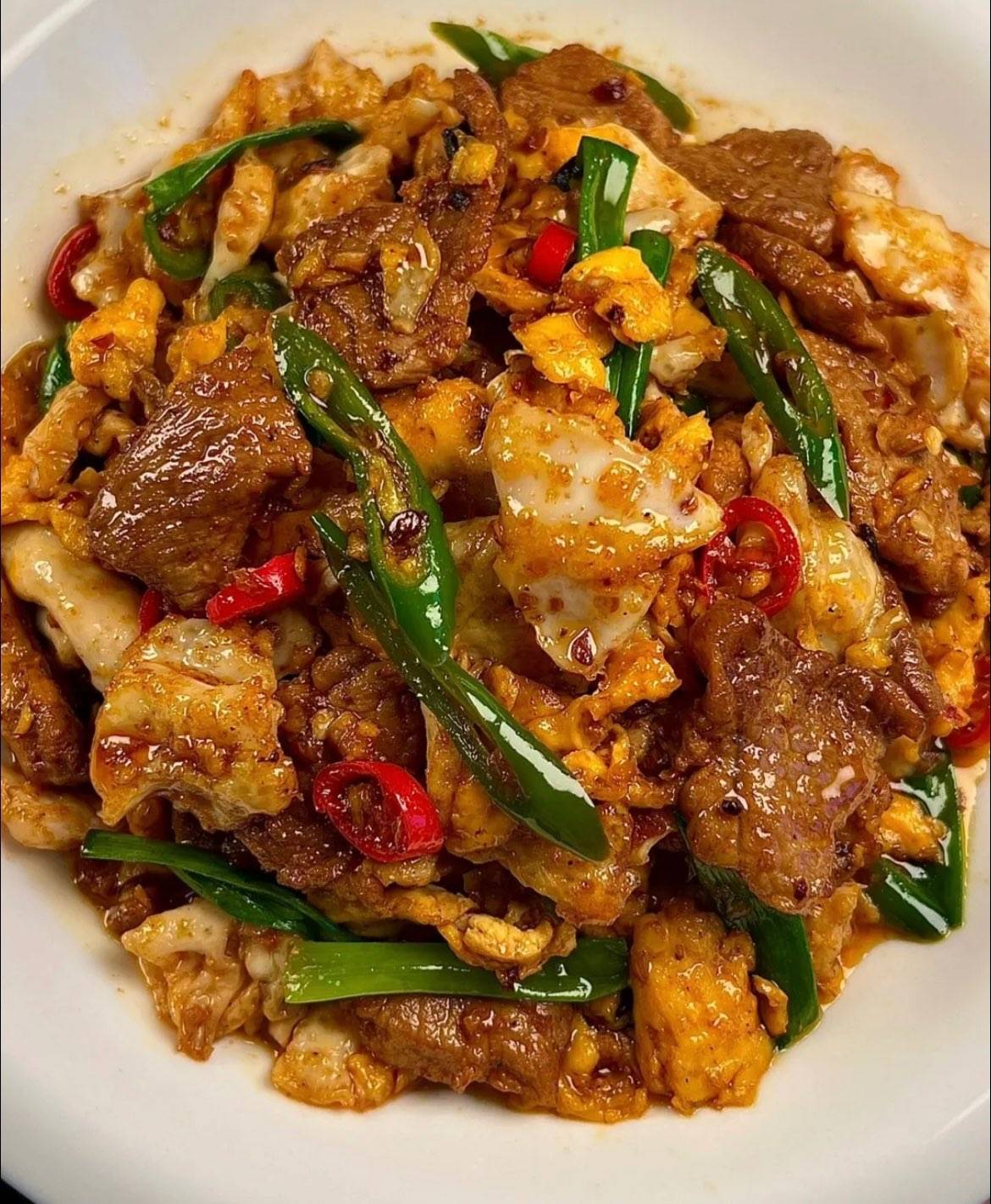 农家一碗香（sharf）Schweinebauch mit knusprig gebratenes Ei