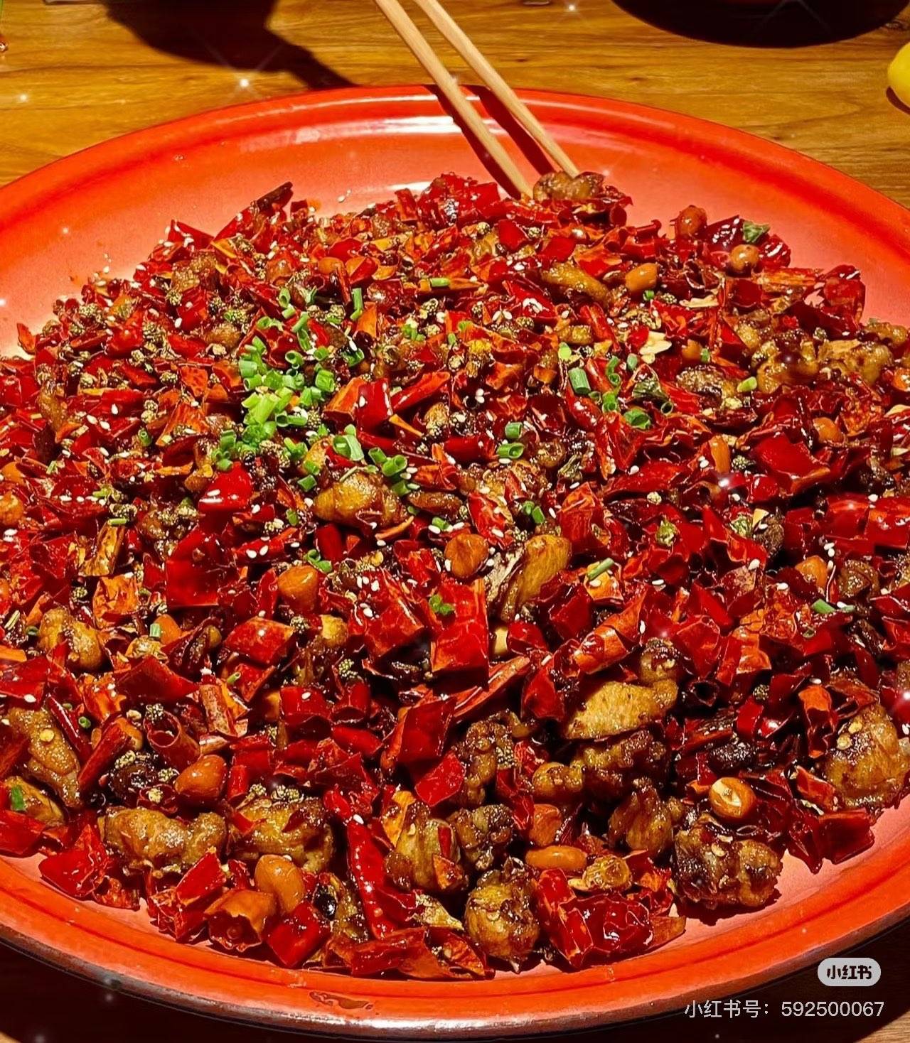 正宗辣子鸡Gebratenes Hühnchen mit Chili 🌶️(viel Chili,bitte vor der Bestellung beachten !) )