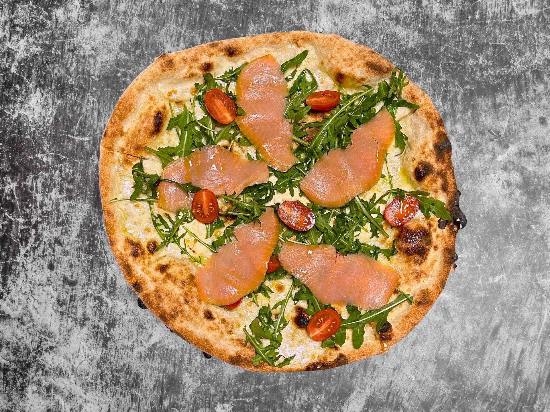 Pizza salmone