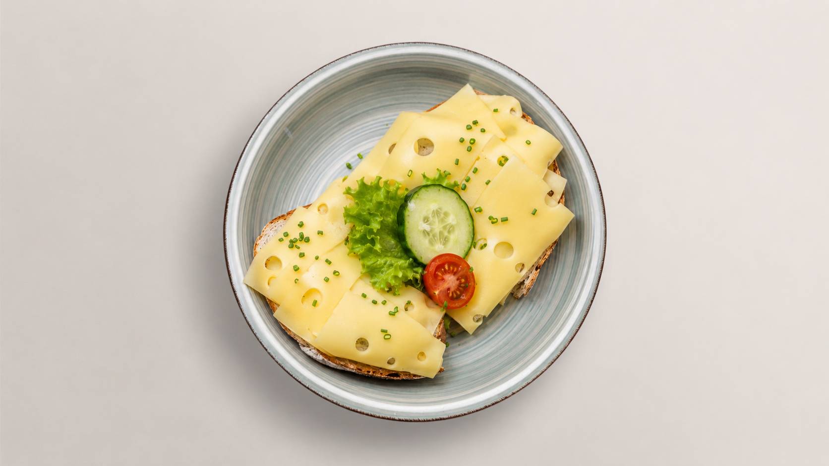 Farmhouse Bread with Emmental Cheese
