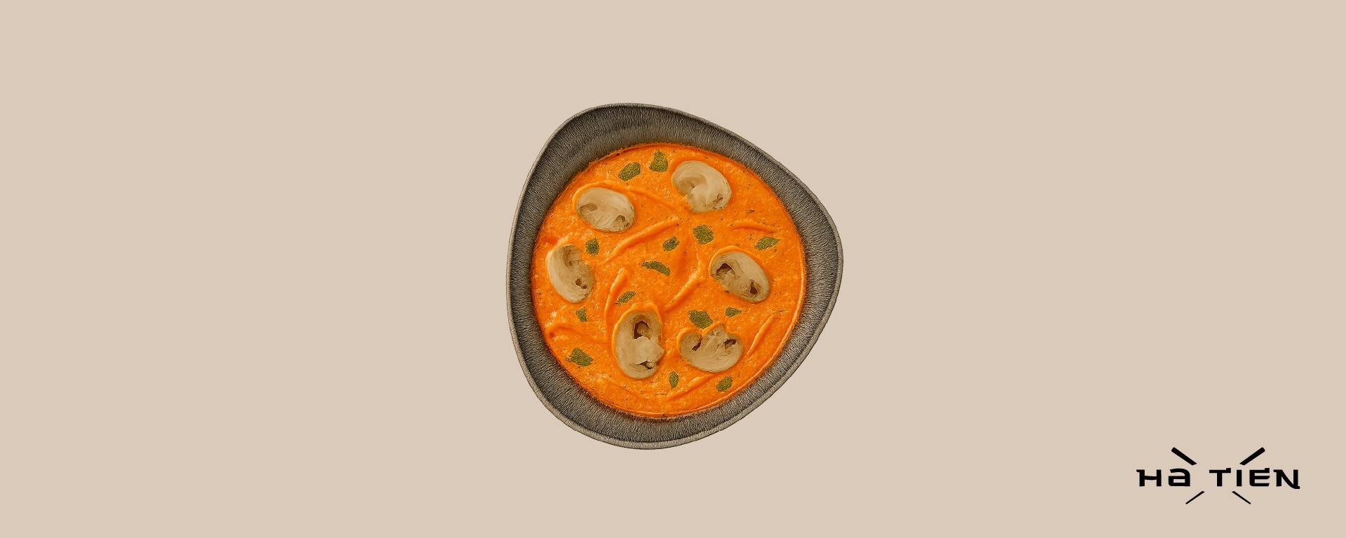 Rote-Curry-Suppe
