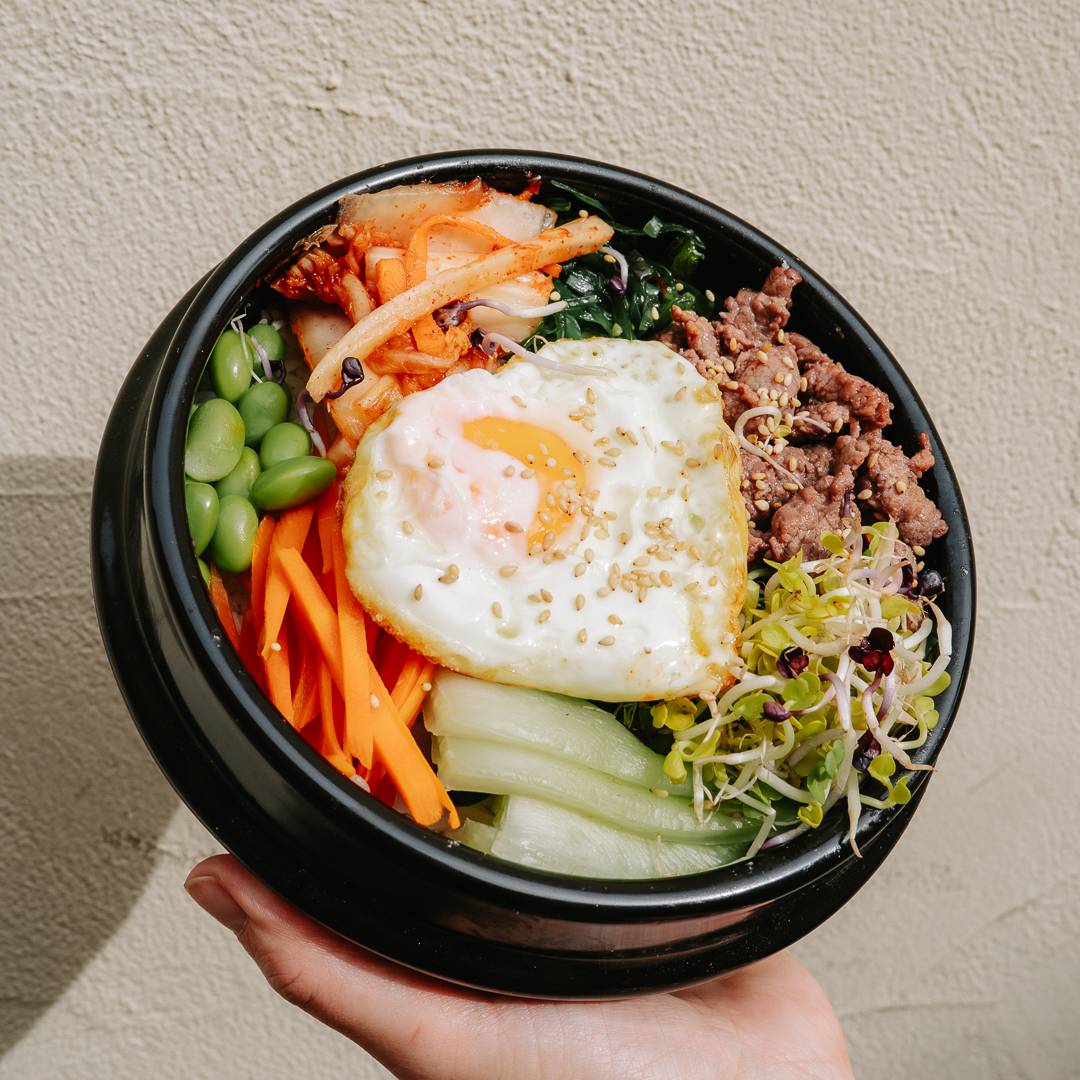 Bibimbap-Koreanische Reisbowl
