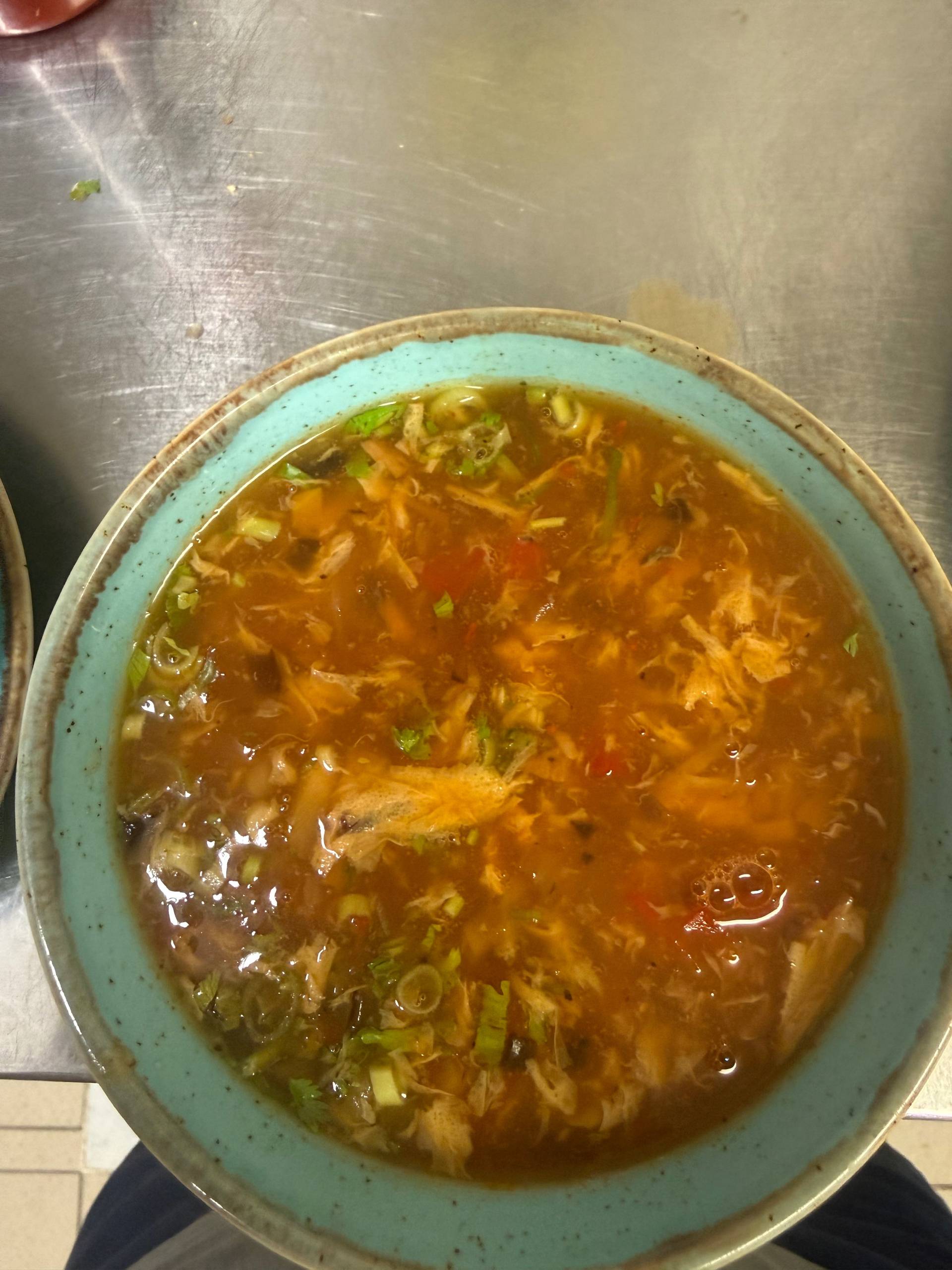 Süß-Sauer scharfe Suppe